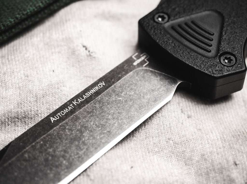 Σουγιάς Boker Plus Kalashnikov OTF Bowie | www.lightgear.gr
