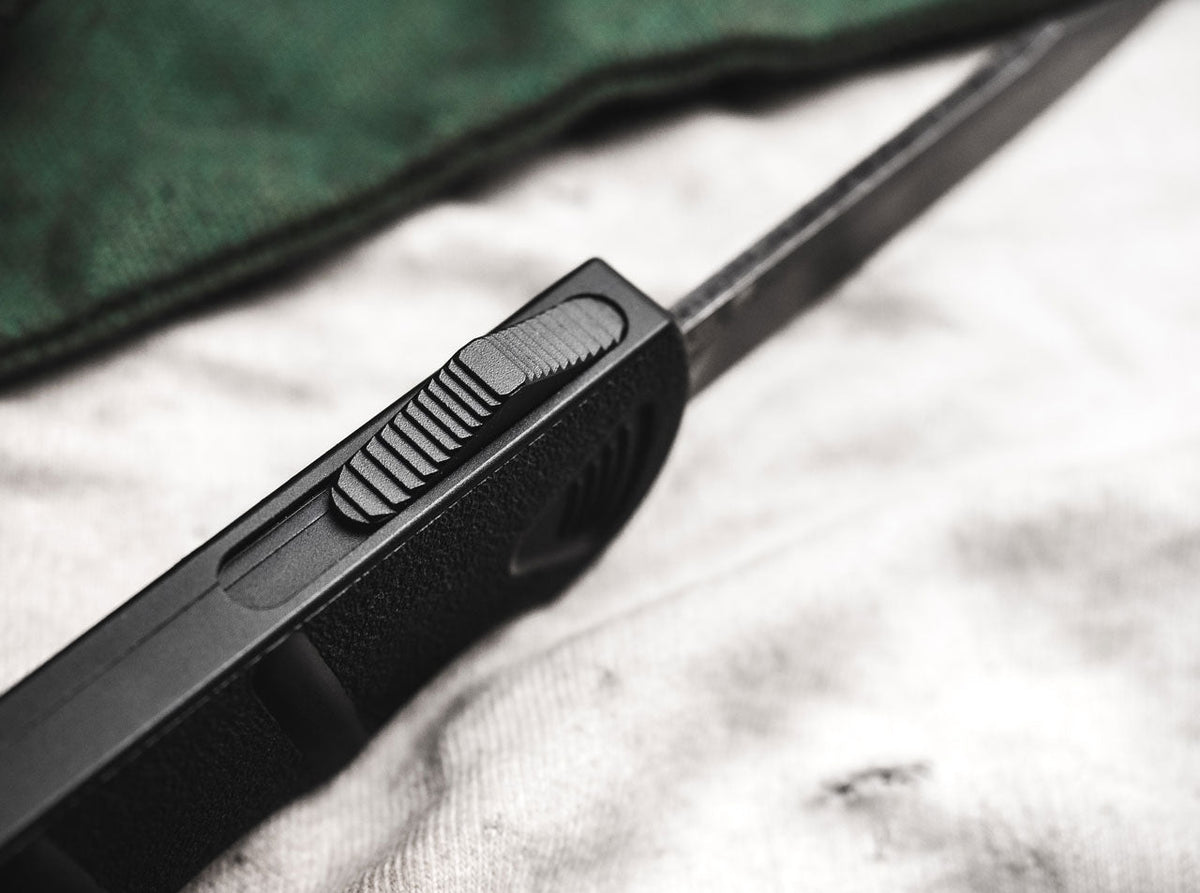Σουγιάς Boker Plus Kalashnikov OTF Bowie | www.lightgear.gr