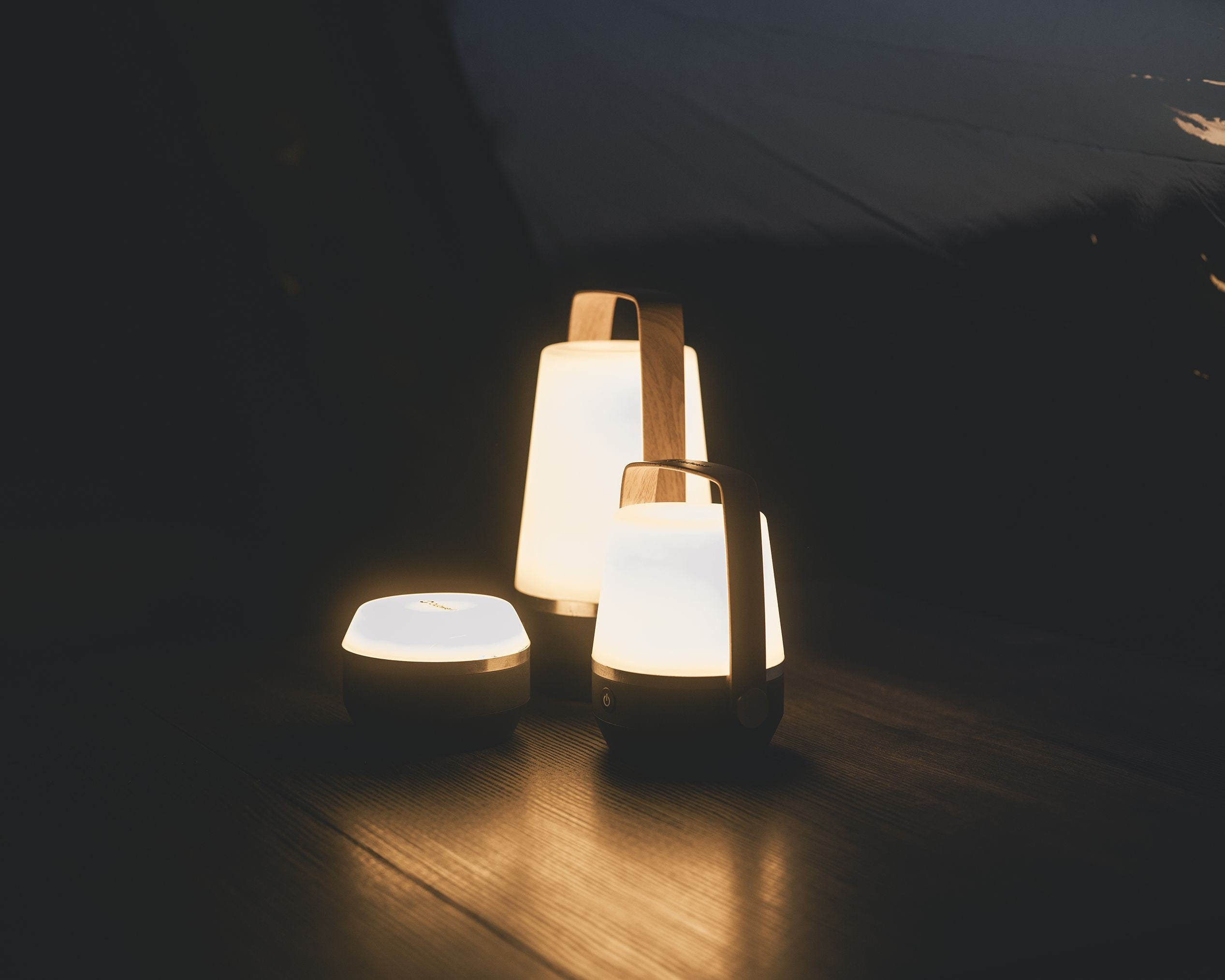 Λάμπα Outwell Aurelia L Επαναφορτιζόμενη με Dimmer | www.lightgear.gr