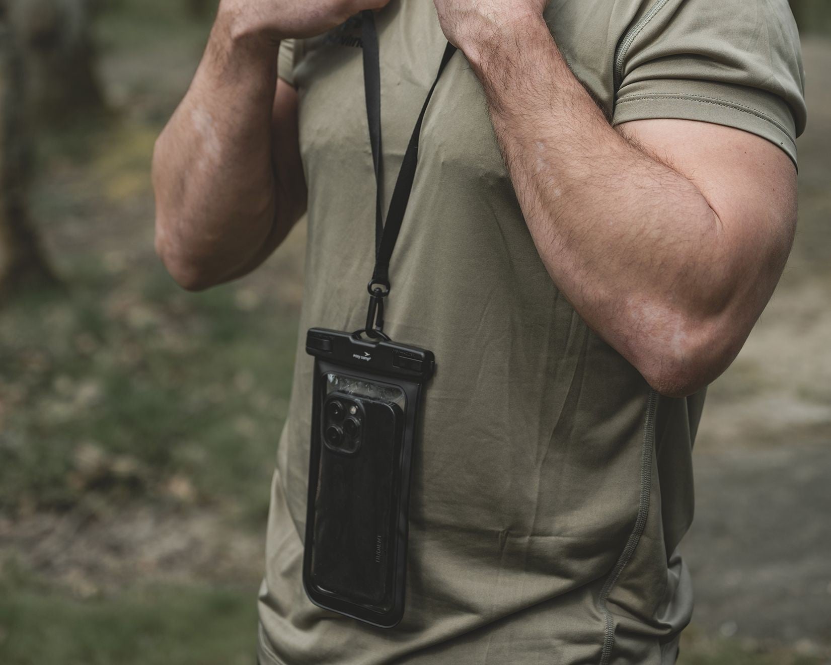 Αδιάβροχη Θήκη Smartphone Easy Camp Sandwort | www.lightgear.gr