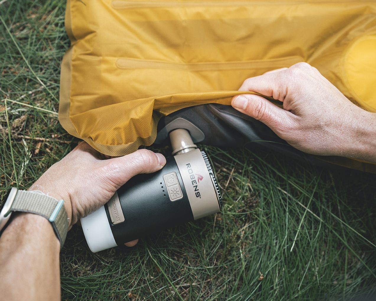 Τρόμπα Αέρα 3in1 Robens Conival με Powerbank και Φακό | www.lightgear.gr