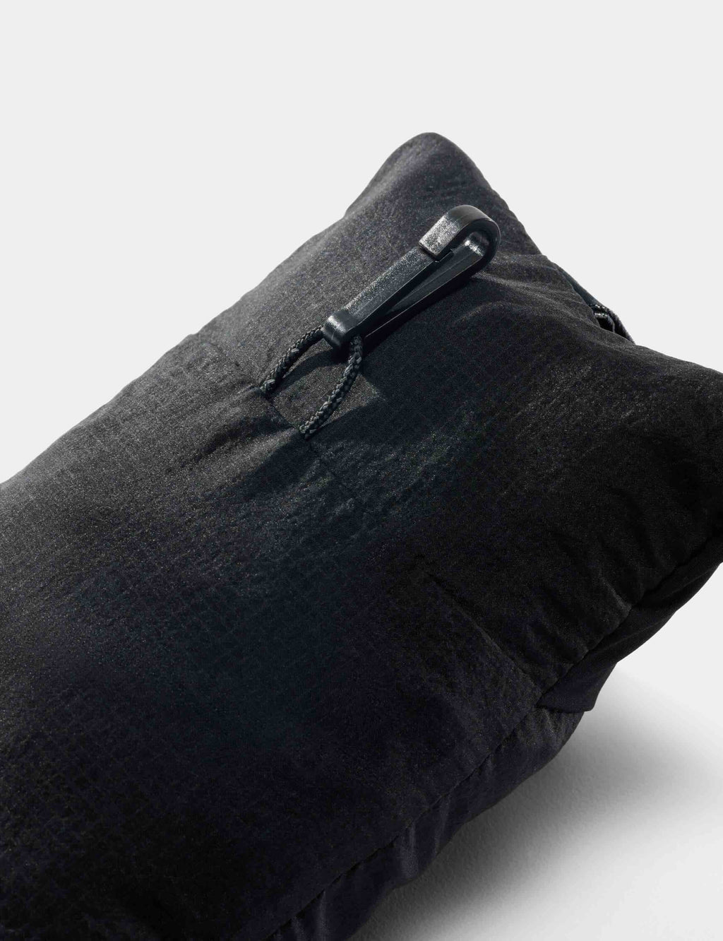Μαξιλάρι Ταξιδίου Matador Blackout | www.lightgear.gr