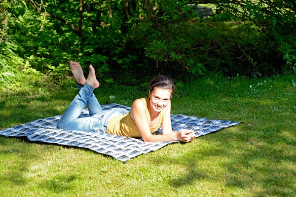 Κουβέρτα Πικνίκ Amazonas Ultra Light 150x120cm | www.lightgear.gr