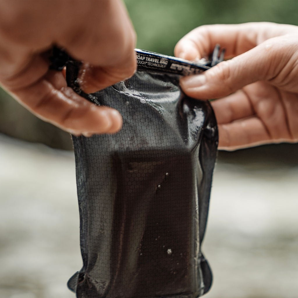 Θήκη Για Σαπούνι Matador FlatPak Charcoal | www.lightgear.gr