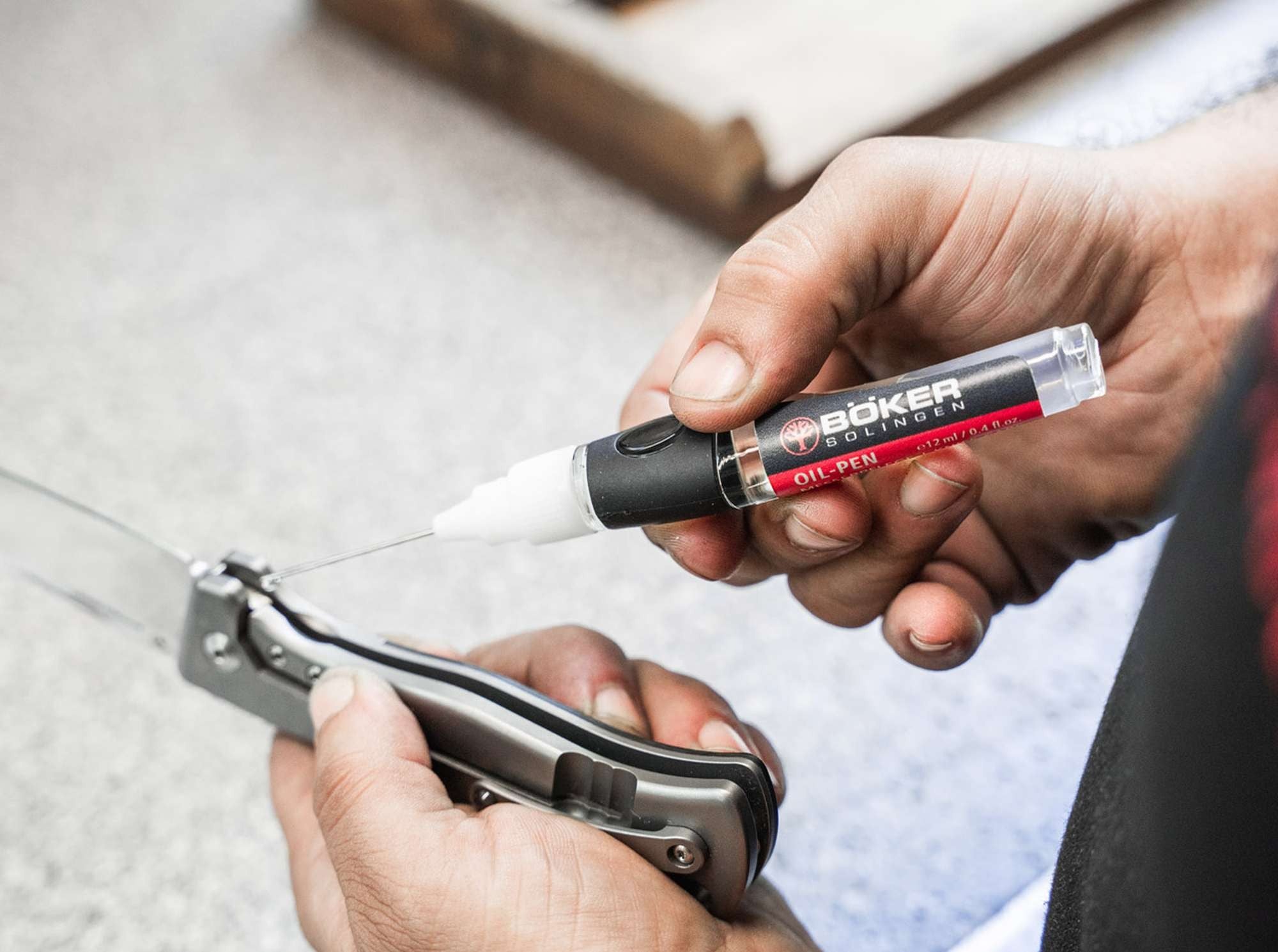 Στυλό Λίπανσης Boker Solingen 2.0 | www.lightgear.gr