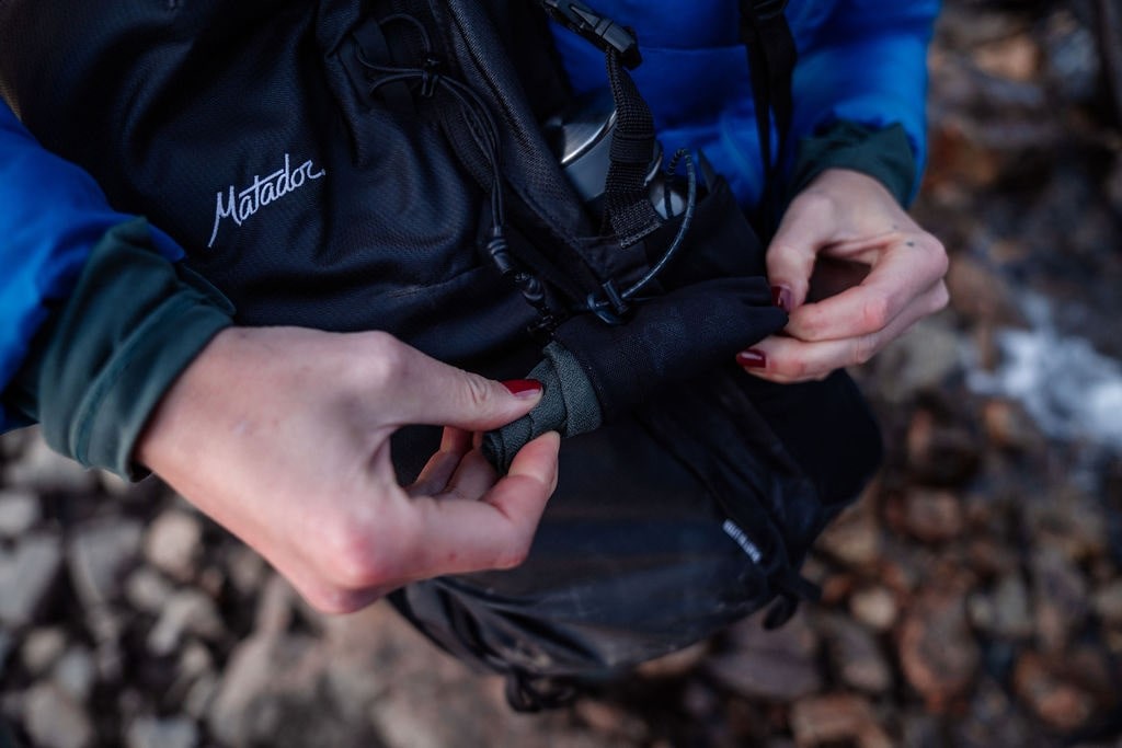 Πετσέτα Ultralight Nanofiber Matador Travel Small 39 x 39cm | www.lightgear.gr