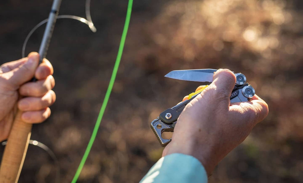 Πολυεργαλείο Leatherman SIGNAL + Molle Θήκη | www.lightgear.gr