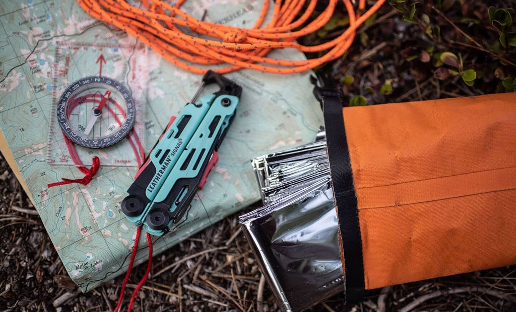 Πολυεργαλείο Leatherman SIGNAL + Molle Θήκη | www.lightgear.gr