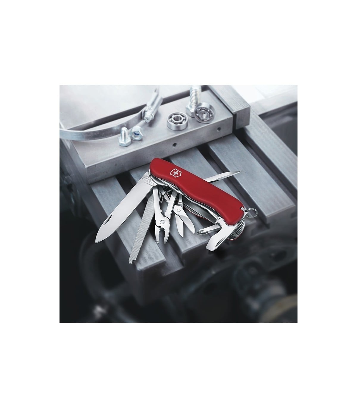 Πολυεργαλείο Victorinox Work Champ | www.lightgear.gr