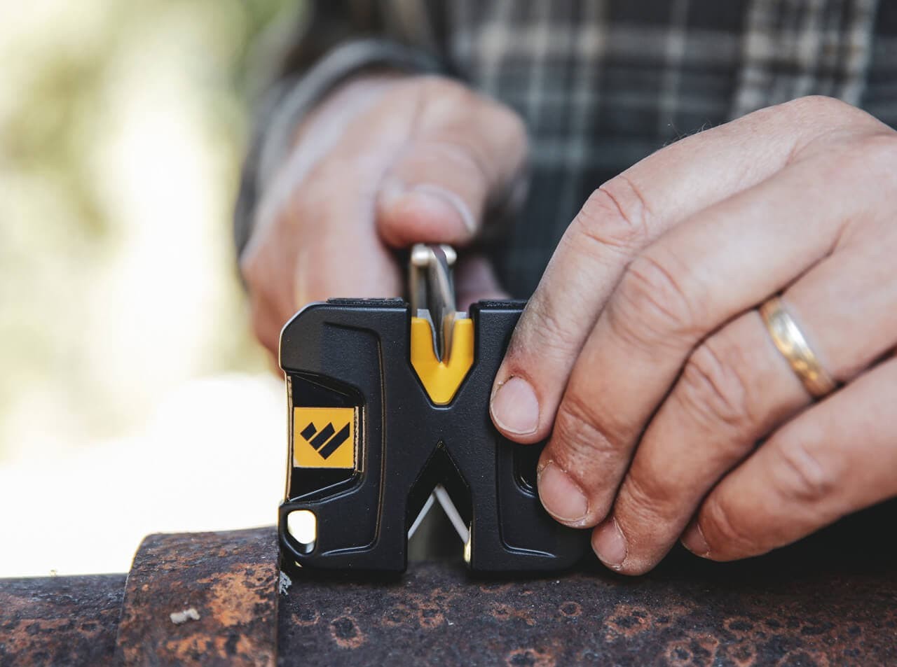 Ακονιστής Work Sharp Pivot | www.lightgear.gr
