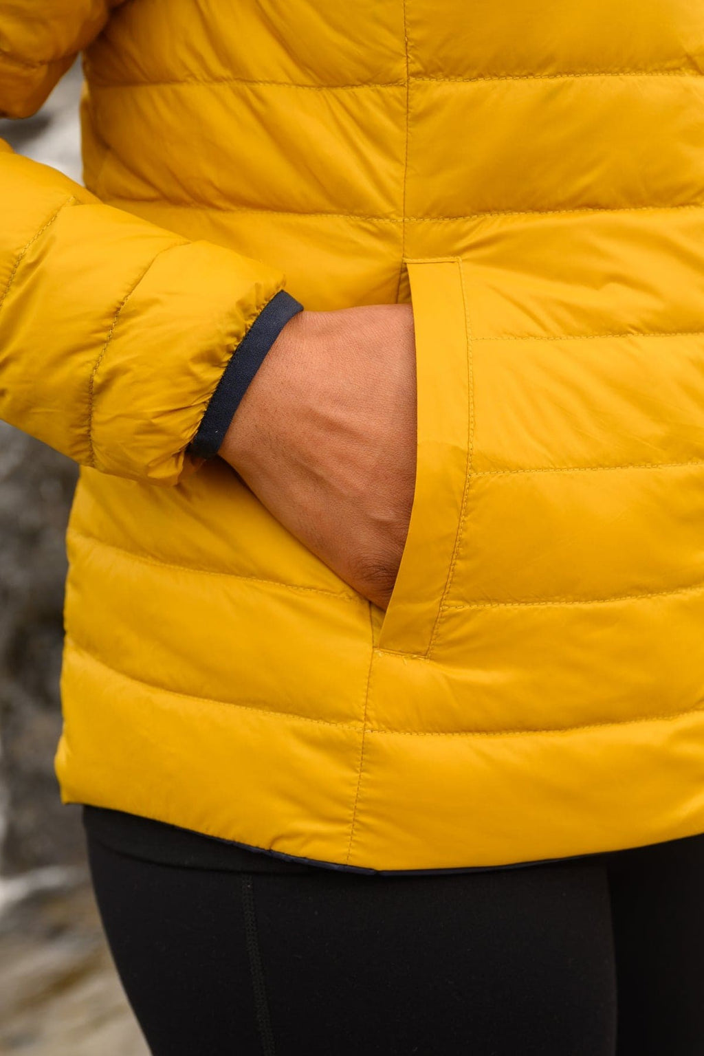 Γυναικείο Πουπουλένιο Μπουφάν Mac In A Sac Polar Reversible Μπλε/Κίτρινο | www.lightgear.gr