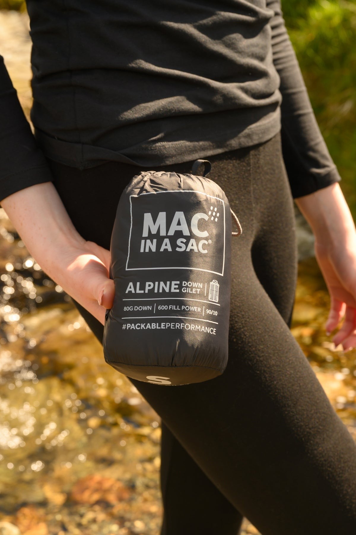 Γυναικείο Πουπουλένιο Γιλέκο Mac In A Sac Alpine Μαύρο | www.lightgear.gr