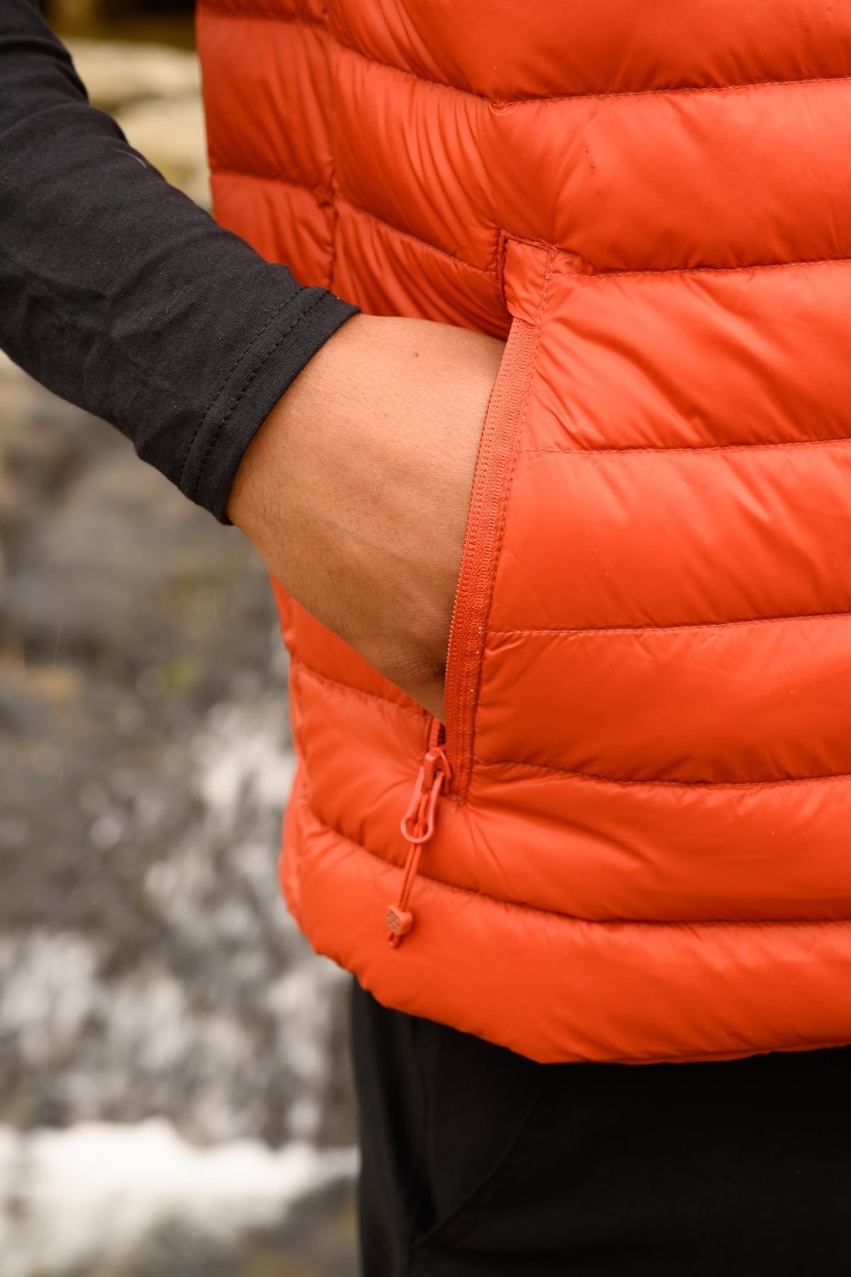 Ανδρικό Πουπουλένιο Γιλέκο Mac In A Sac Alpine Πορτοκαλί | www.lightgear.gr