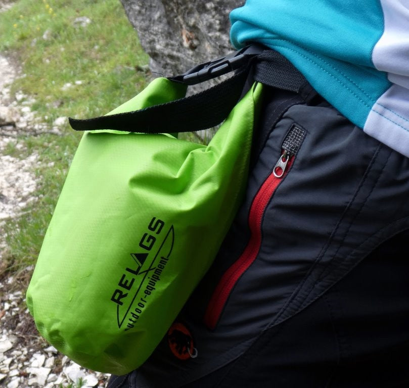 Αδιάβροχος Σάκος Basic Nature 210T 2lt | www.lightgear.gr