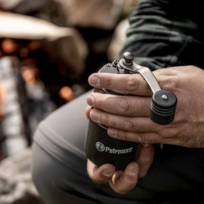 Μύλος Άλεσης Καφέ Petromax Χειροκίνητος | www.lightgear.gr