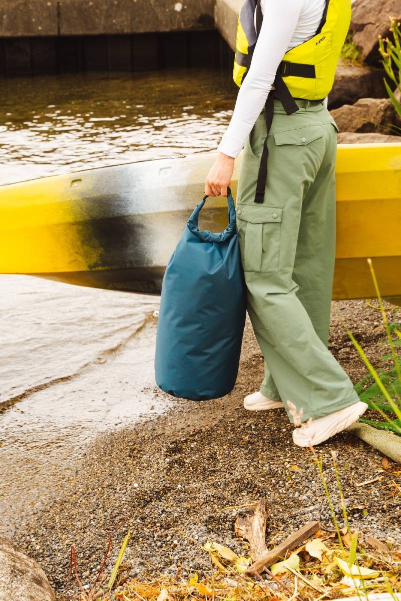 Αδιάβροχος Σάκος Coghlans Dry Bag 210T 25lt | www.lightgear.gr