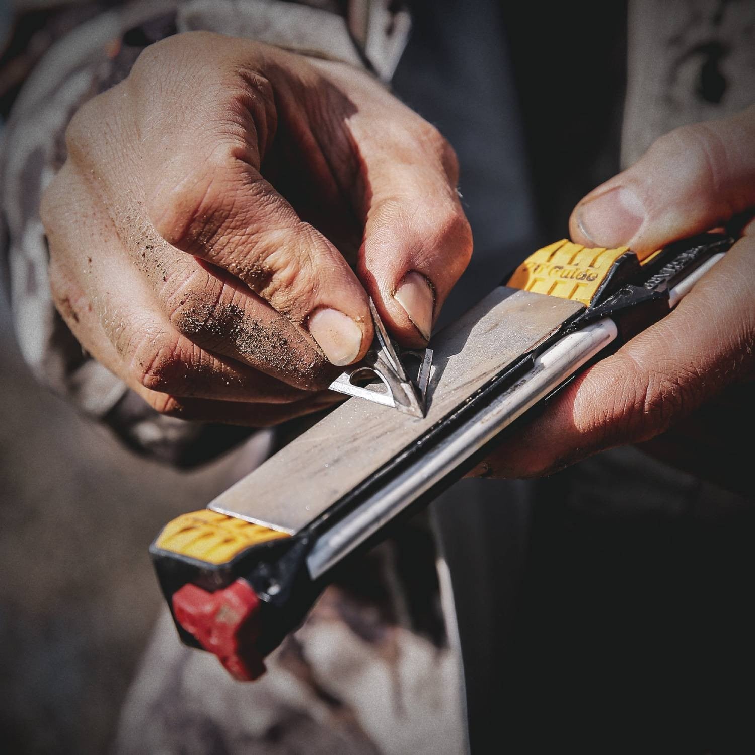 Σύστημα Ακονίσματος Work Sharp Guided Field Sharpener 220/600 | www.lightgear.gr