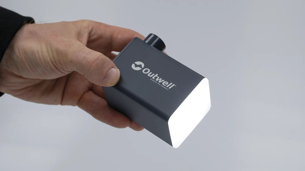 Επαναφορτιζόμενη Τρόμπα Outwell Aeroflow Rechargeable Pump | www.lightgear.gr