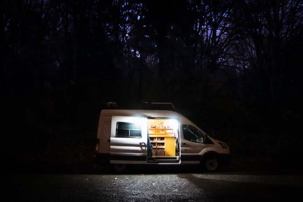 Ηλιακό Σύστημα Φωτισμού & Φόρτισης Biolite SolarHome 625 | www.lightgear.gr