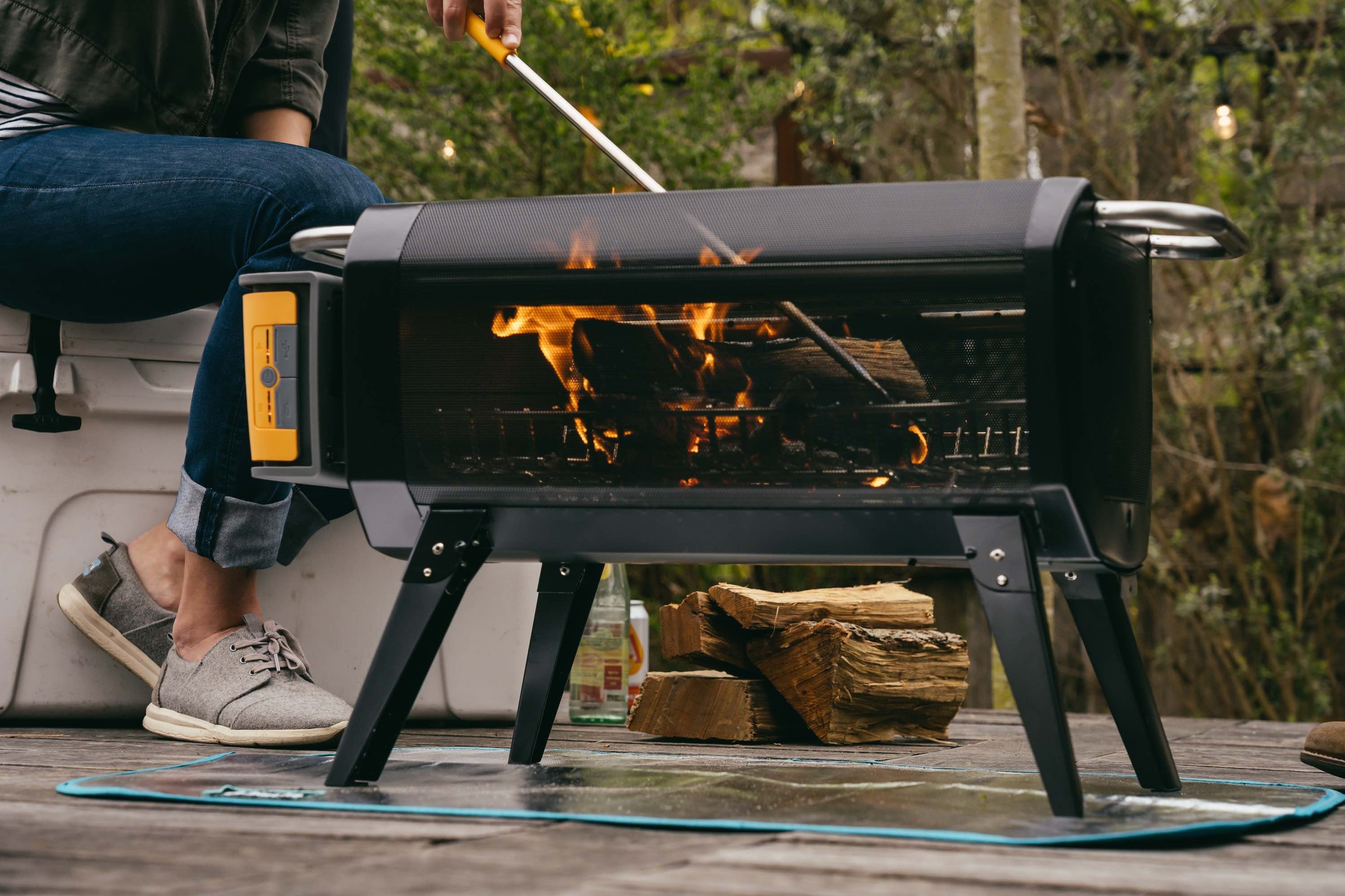 Πυρίμαχο Χαλί Biolite FirePit | www.lightgear.gr