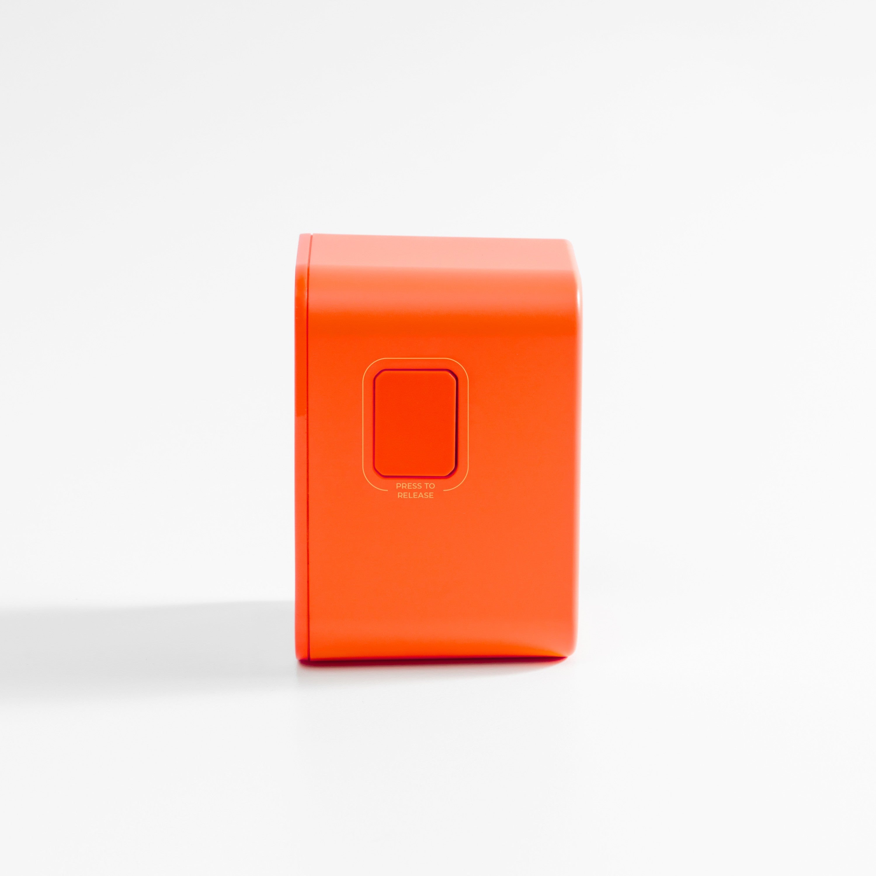 Αντάπτορας Ταξιδιού Matador Global Travel Adapter  (orange) | www.lightgear.gr
