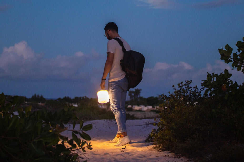 Φανάρι LED Biolite Luci Charge 360 | www.lightgear.gr