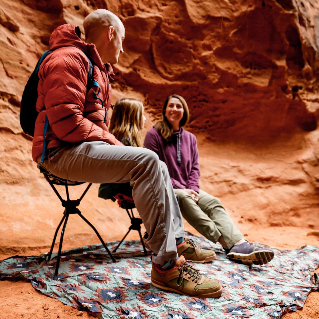 Σκαμπό Grand Trunk Compass 360° XT Stool (black) | www.lightgear.gr