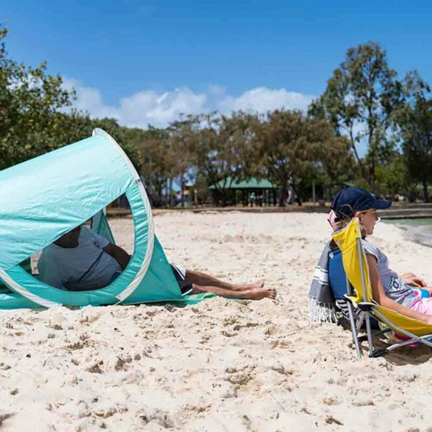 Σκηνή Παραλίας Oztrail Pop Up Beach Dome 235x115x120cm | www.lightgear.gr