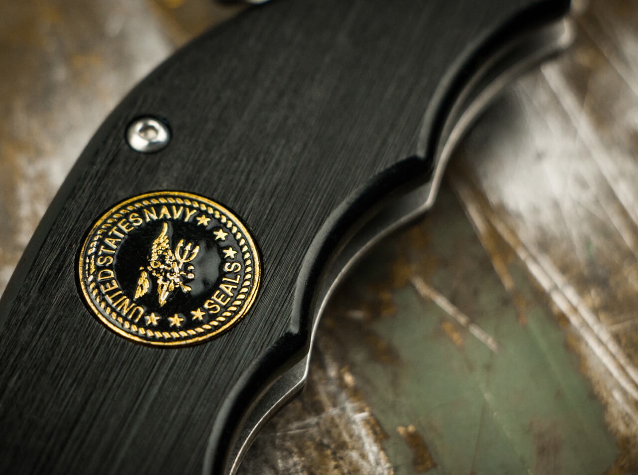 Διασωστικός Σουγιάς Boker Magnum Special Forces | www.lightgear.gr