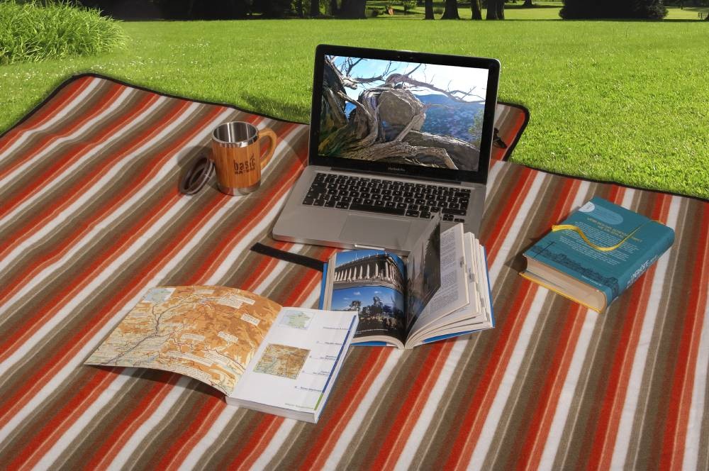 Κουβέρτα Πικνίκ Basic Nature Outdoor 200x150cm | www.lightgear.gr