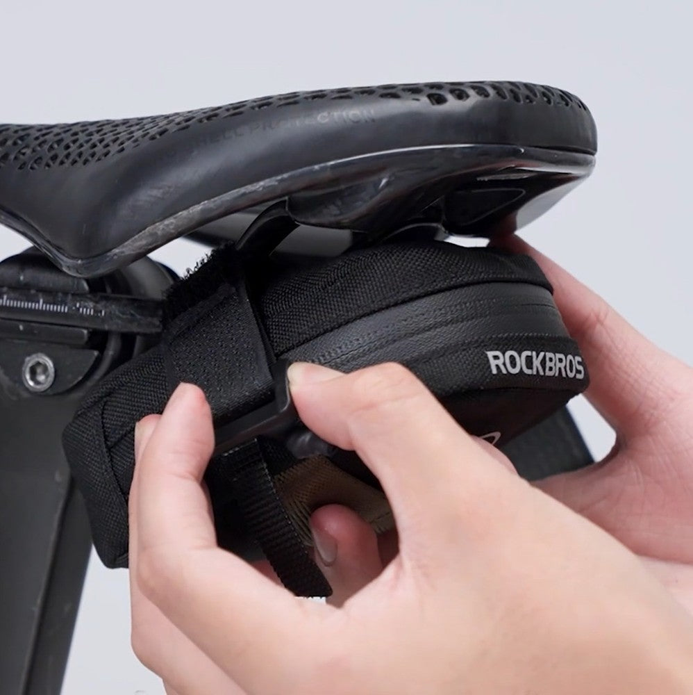 Mini Τσαντάκι Σέλας Rockbros με CO2 Cartridge Holder Μαύρο/Πράσινο | www.lightgear.gr