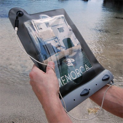 Αδιάβροχη θήκη της Aquapac για το iPad | www.lightgear.gr